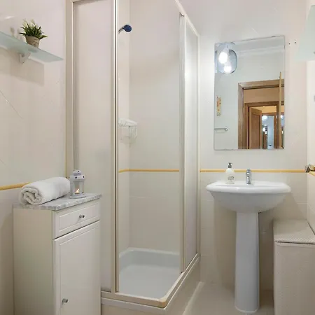 Apartment Eden